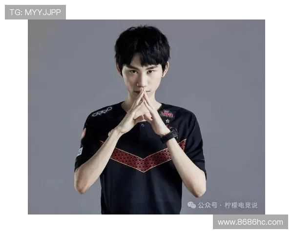 蓝战非打游戏展现天赋实力 成为电竞圈新星的成长之路